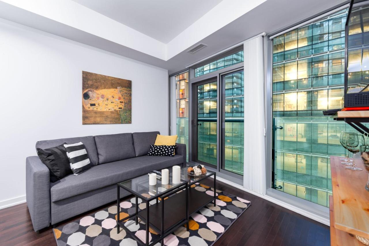 The York Boutique Suites Toronto Exteriér fotografie