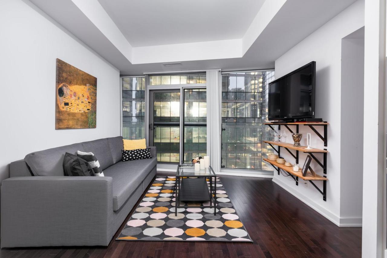 The York Boutique Suites Toronto Exteriér fotografie